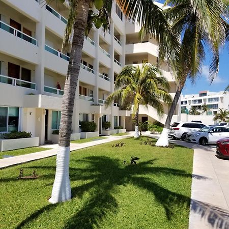 Ocean View Three Bedroom, Three Story Penthouse By The Beach Cancún Buitenkant foto