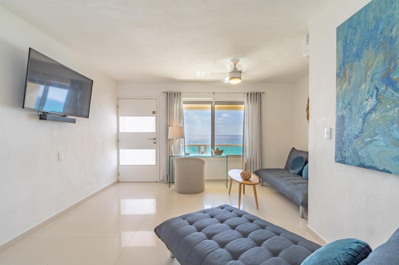 Ocean View Three Bedroom, Three Story Penthouse By The Beach Cancún Buitenkant foto