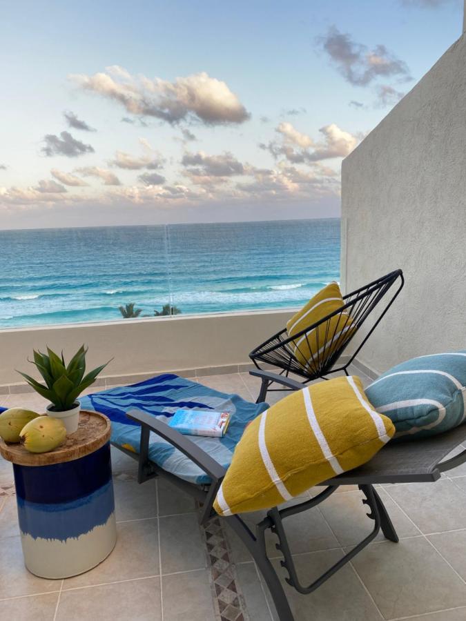 Ocean View Three Bedroom, Three Story Penthouse By The Beach Cancún Buitenkant foto